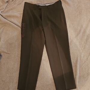 Haggar Men's Dress Pants in Olive Green